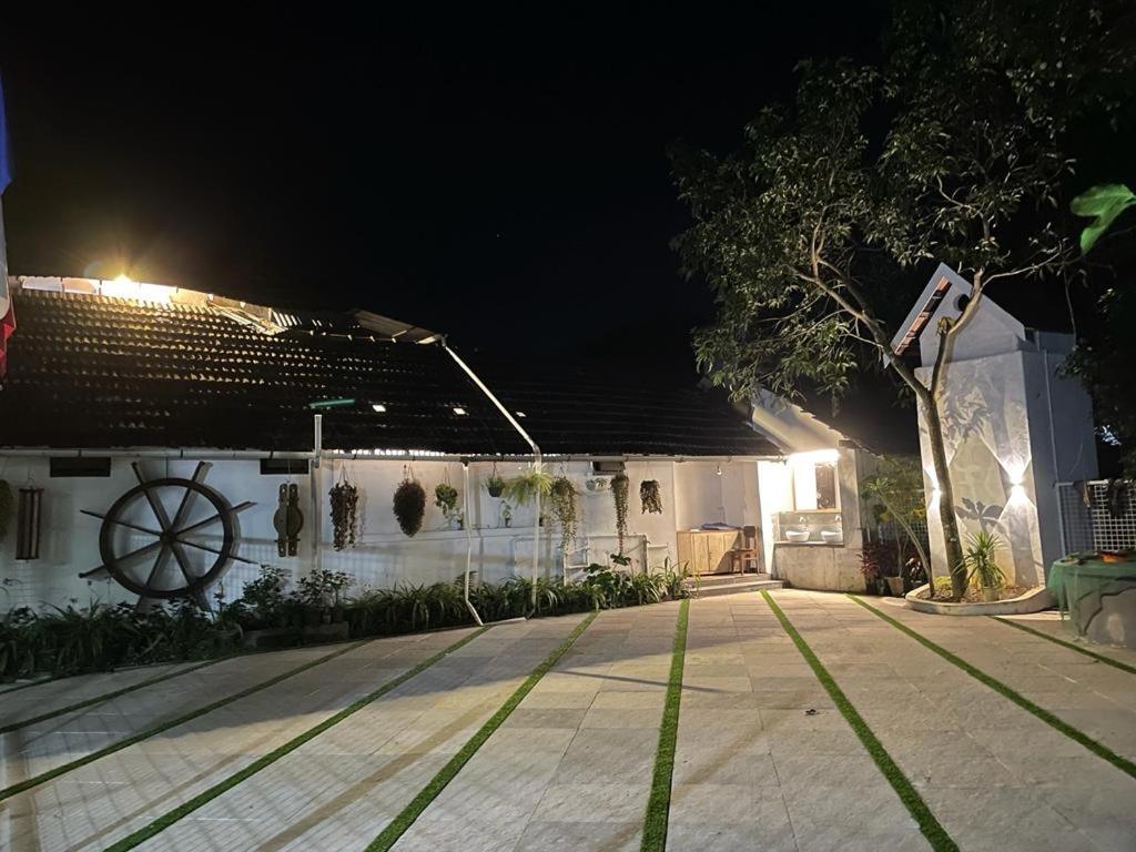 Kayyalas Courtyard Thrissur Eksteriør bilde